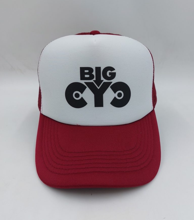 Letni wzór wakacyjnej czapki Big Cyca!